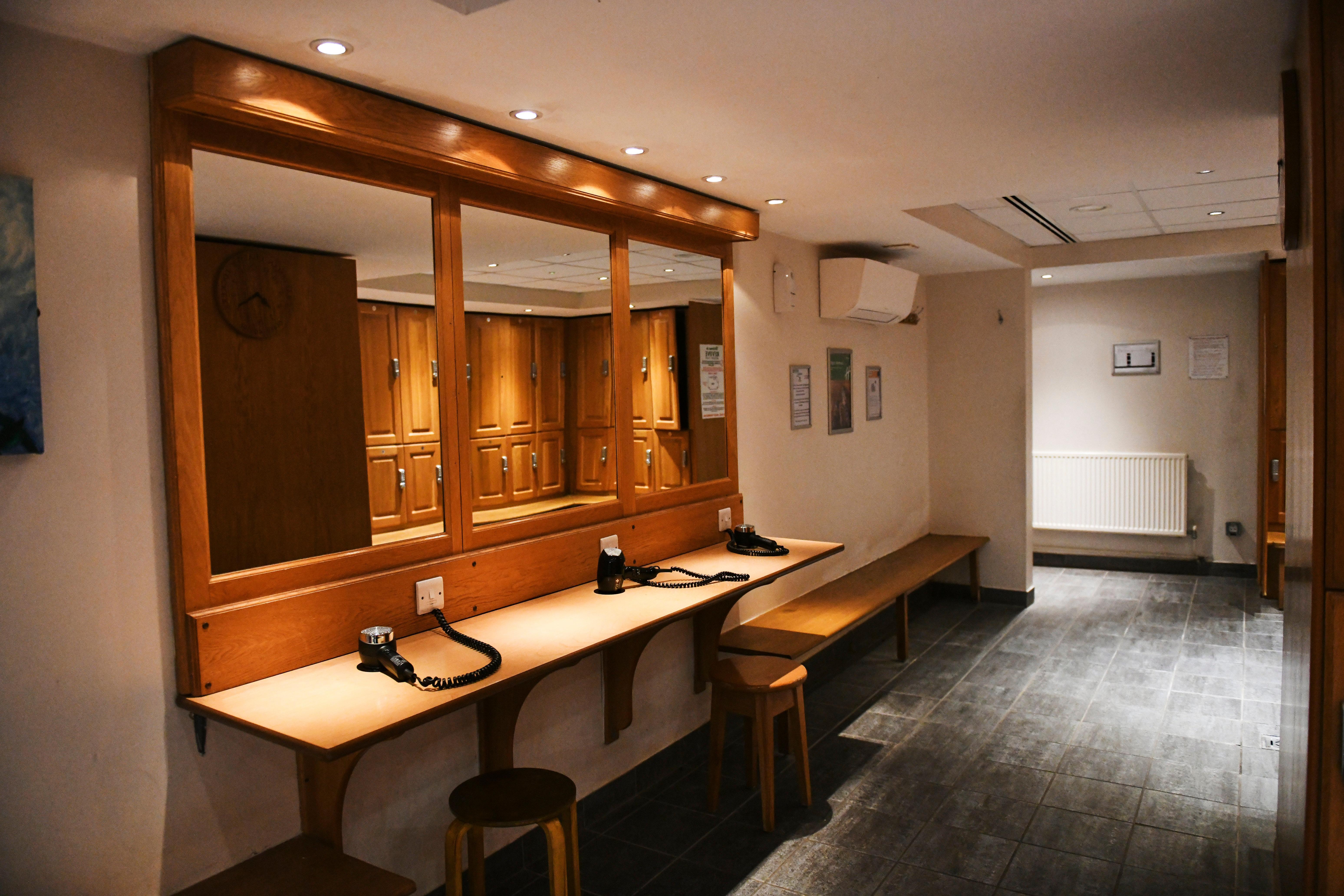 Hotel Ironbridge By Ihg 3*