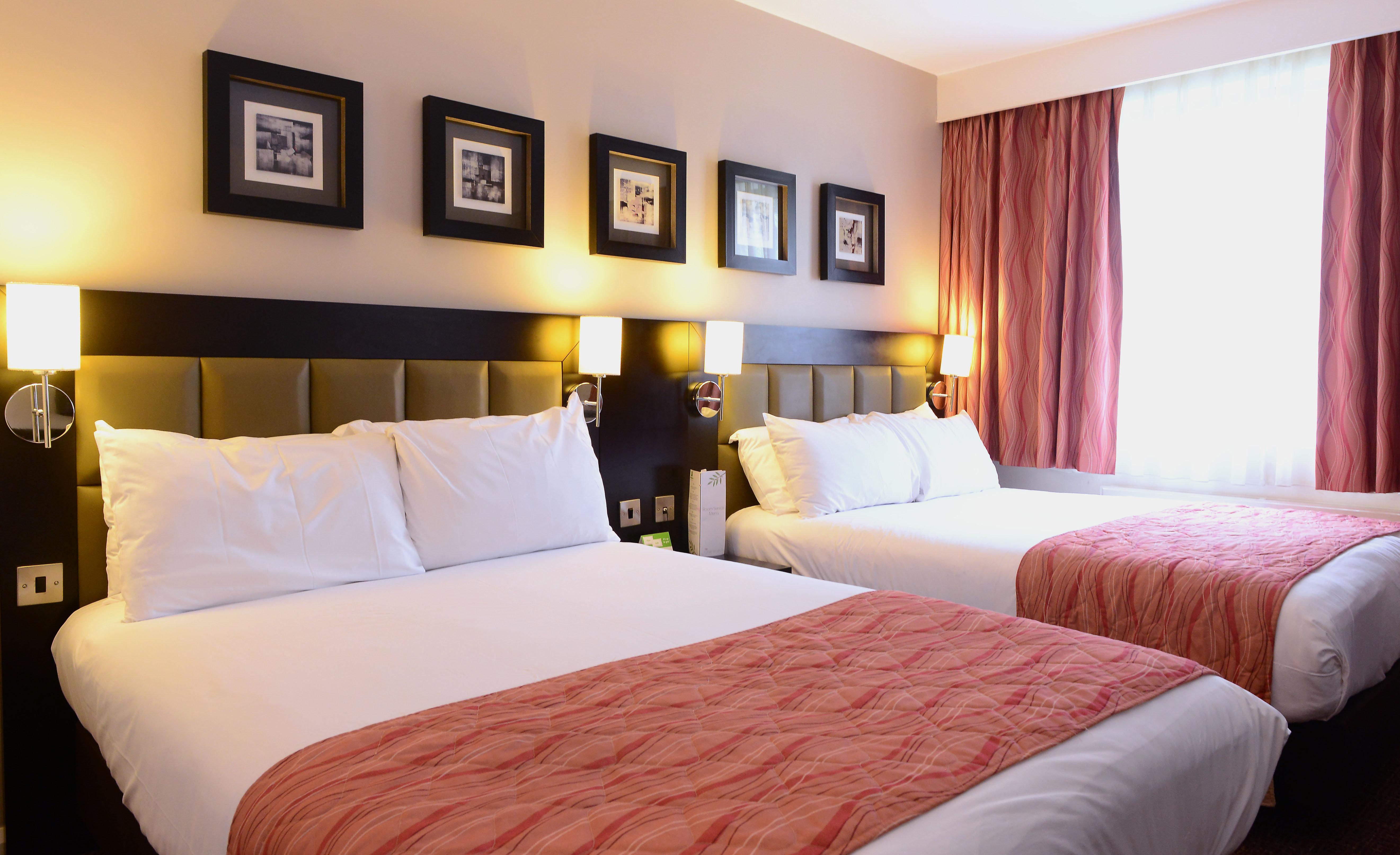 Hotel Ironbridge By Ihg 3*