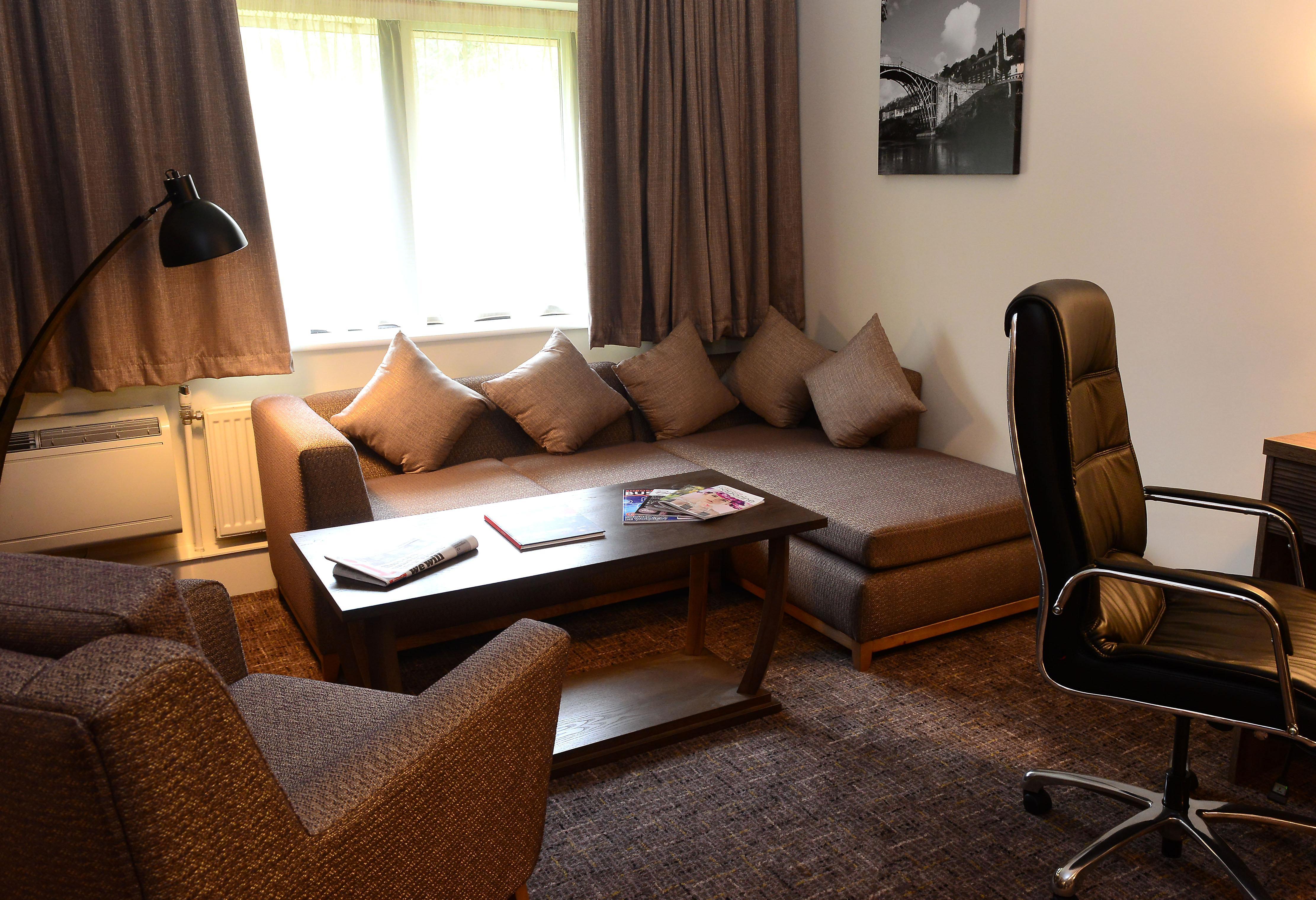 Ironbridge By Ihg Hotel