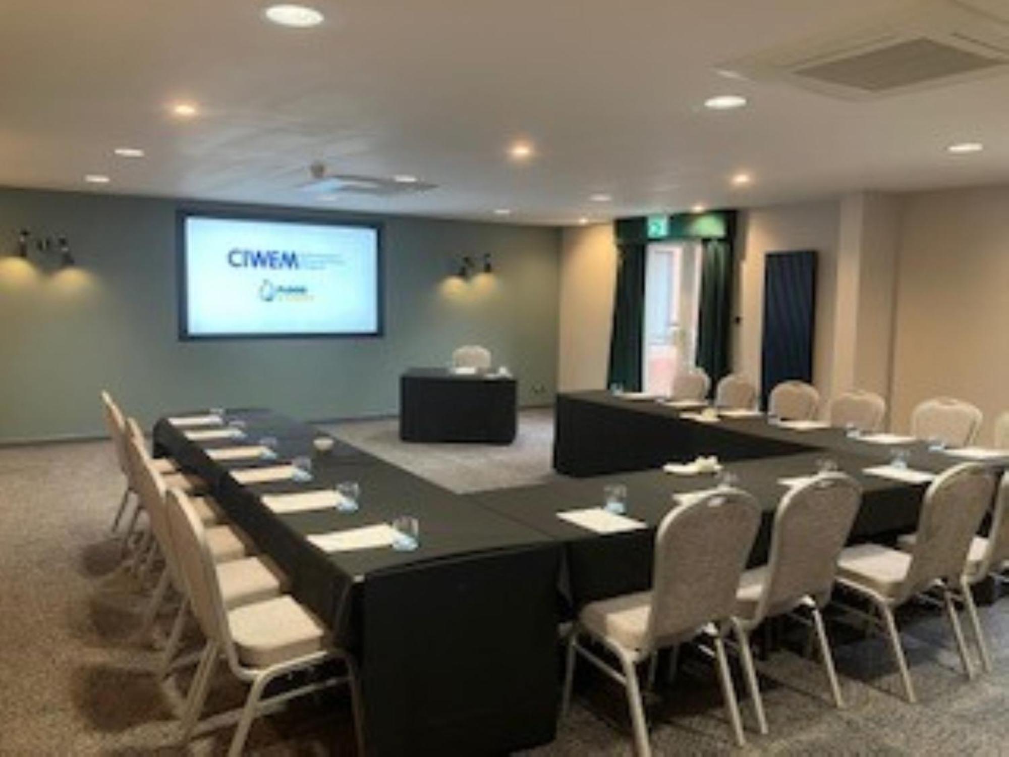 Hotel Ironbridge By Ihg