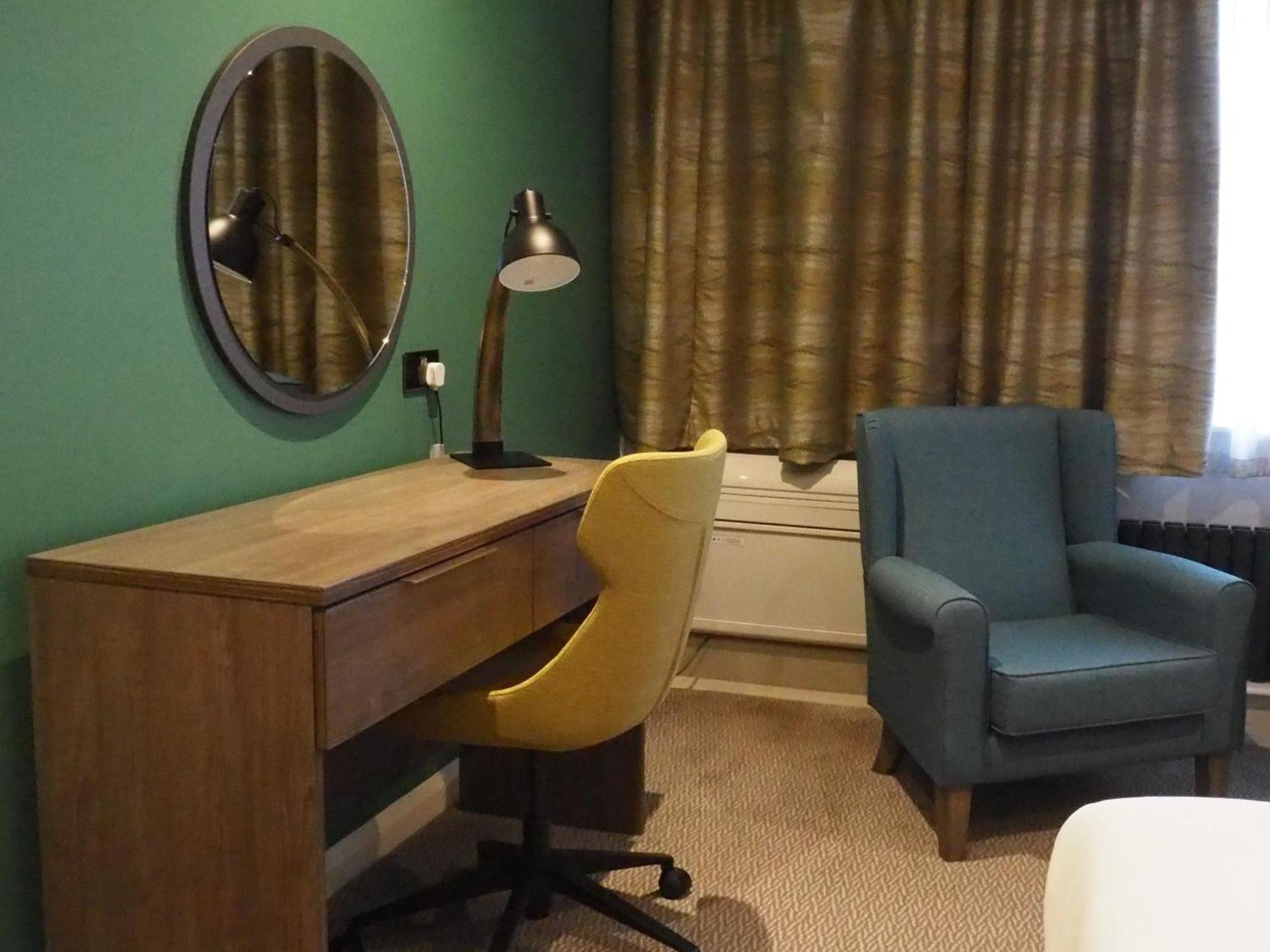 Hotel Ironbridge By Ihg Telford