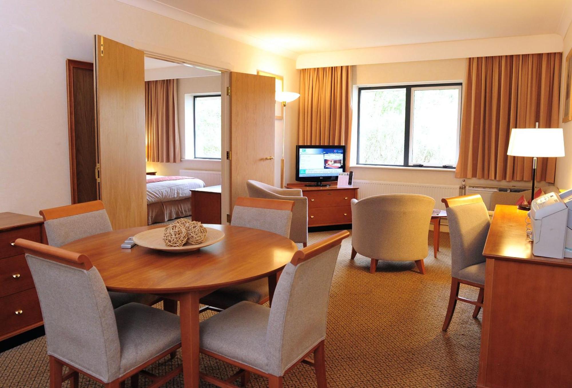 Ironbridge By Ihg Hotel 3*