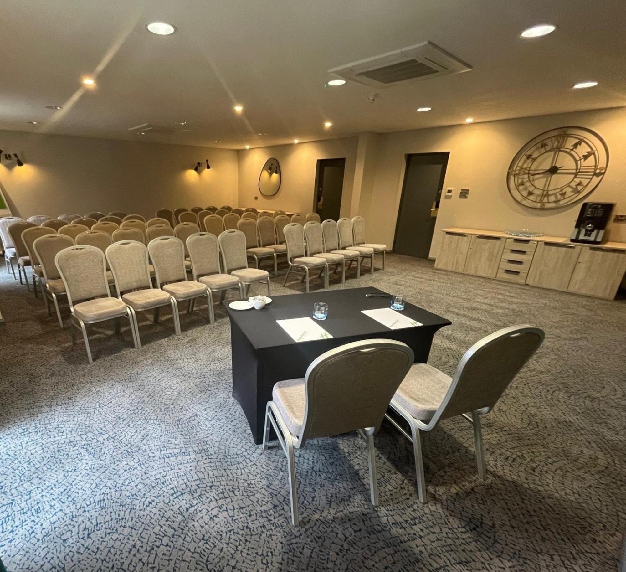 Hotel Ironbridge By Ihg 3*